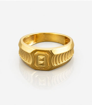Elegant Gold Finger Ring