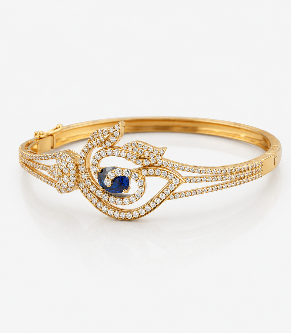 Sophisticated Yellow-Gold Bracelet Featuring A Striking Peacock