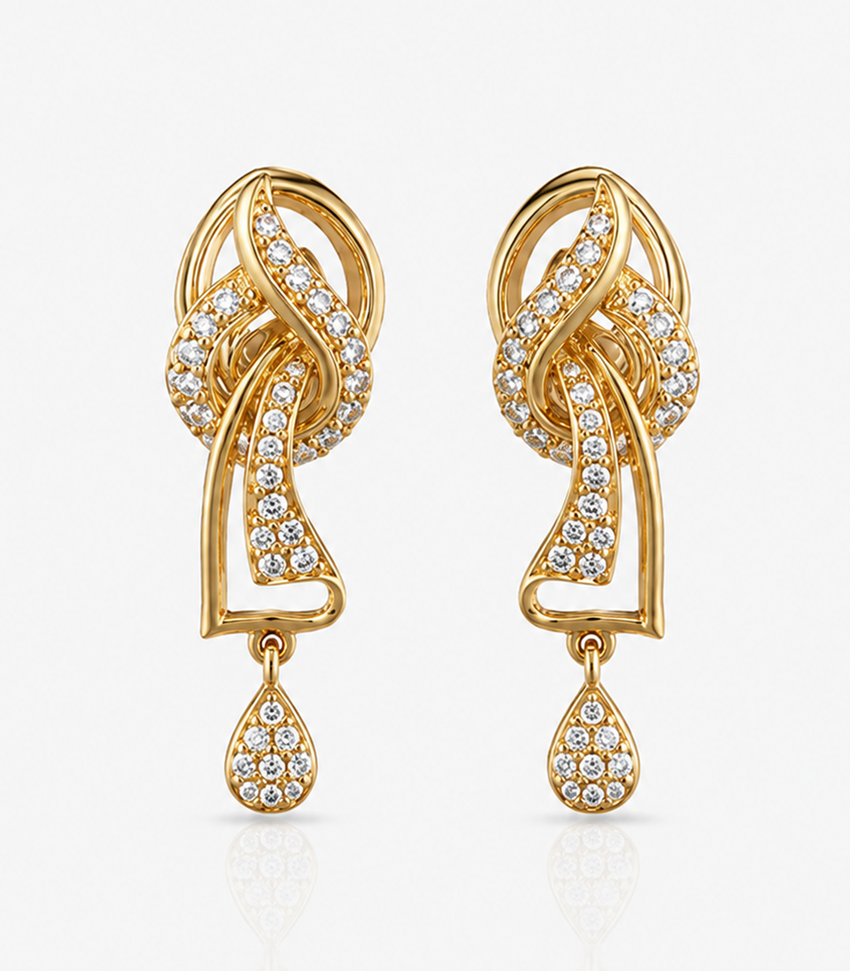 Glamorous Gold and Diamond Stone Earrings with Refined Sparkle