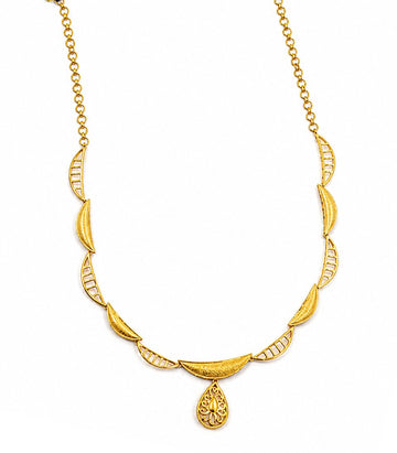 Minimal Gold Chain Necklace