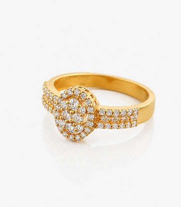 Gold Ring With Diamond Accents