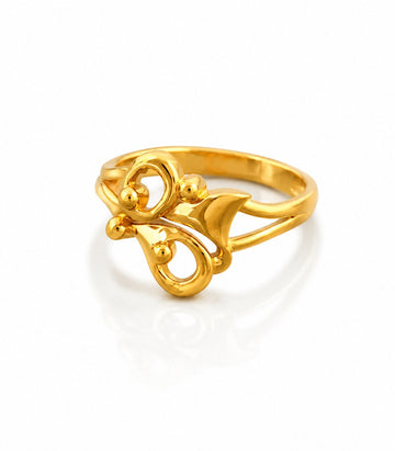 Designer Gold Finger Ring with Modern Finish
