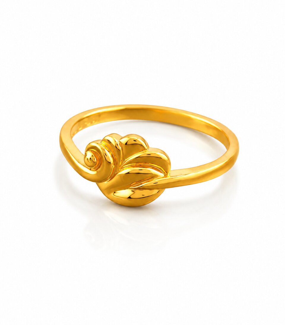 Premium Gold Ring for Women | Lightweight & Stylish