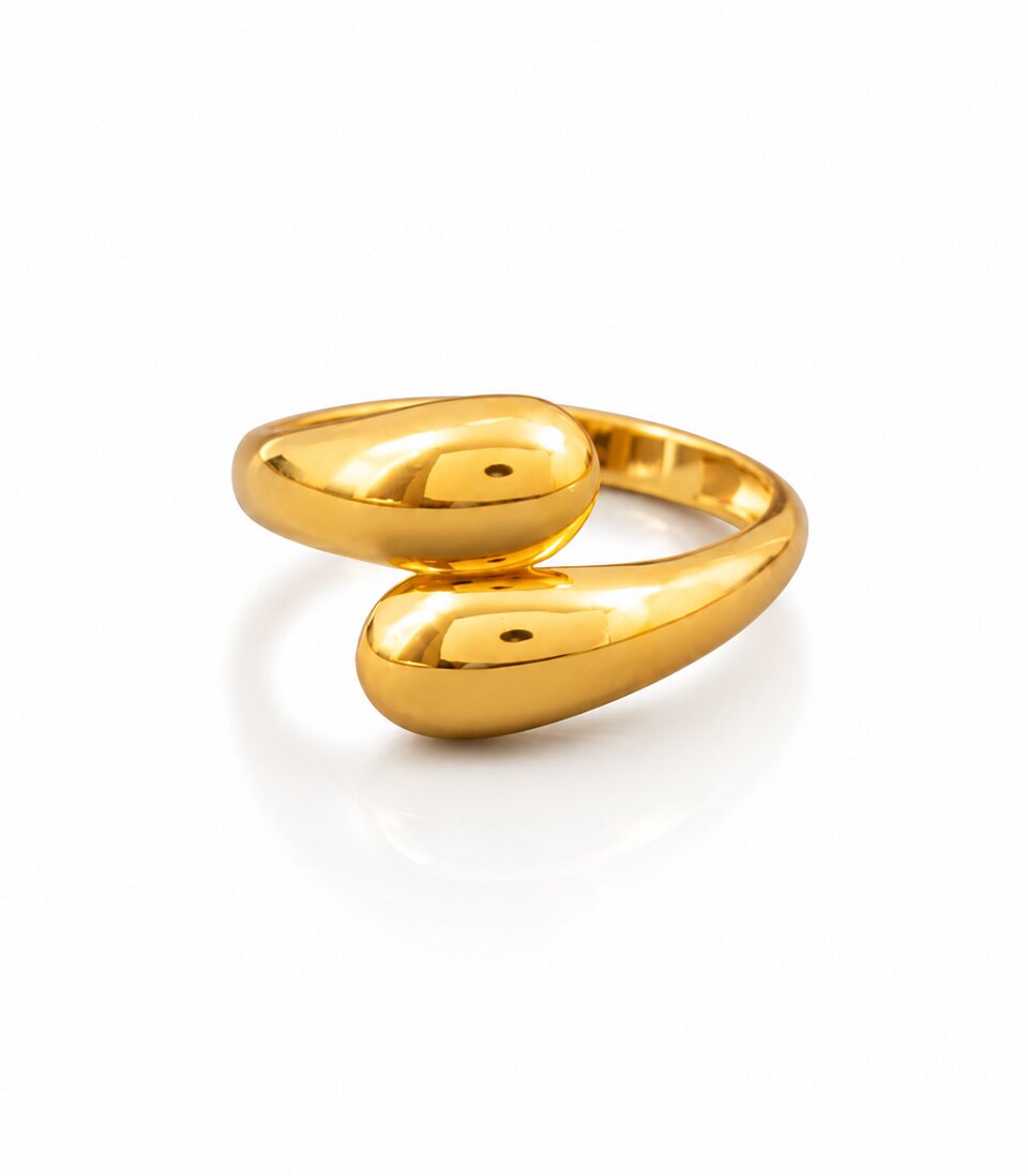 Elegant Solid Gold Ring – Perfect Gift for Her